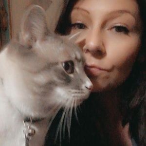 Meet your Posher, Muriel